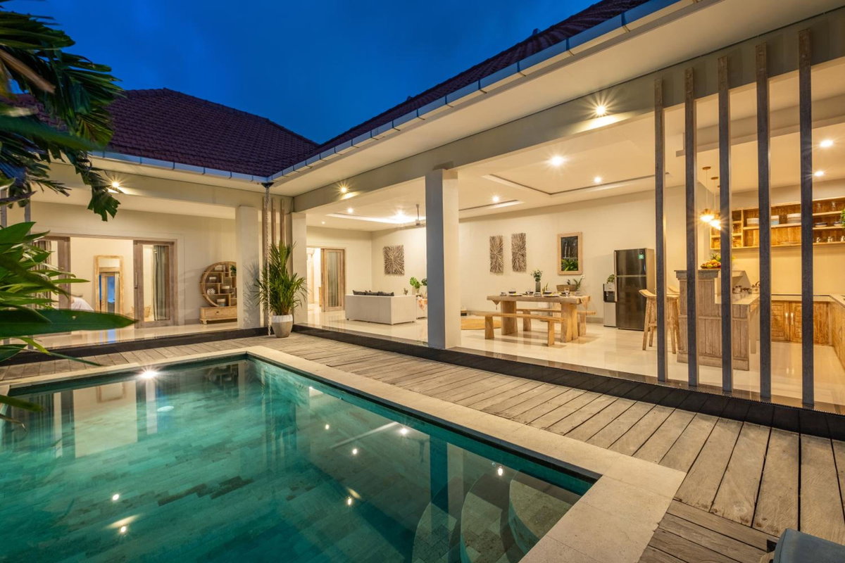 ☆ Villa Larissa ☆ Seminyak 2BR Pool Kuta Petitenget, Indonesia