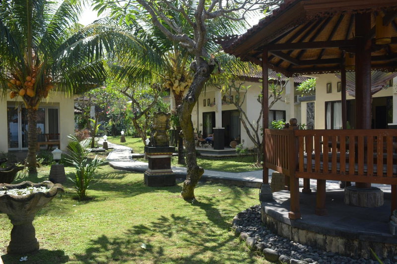 Segara Wangi Beach Cottages, Candidasa, Indonesia