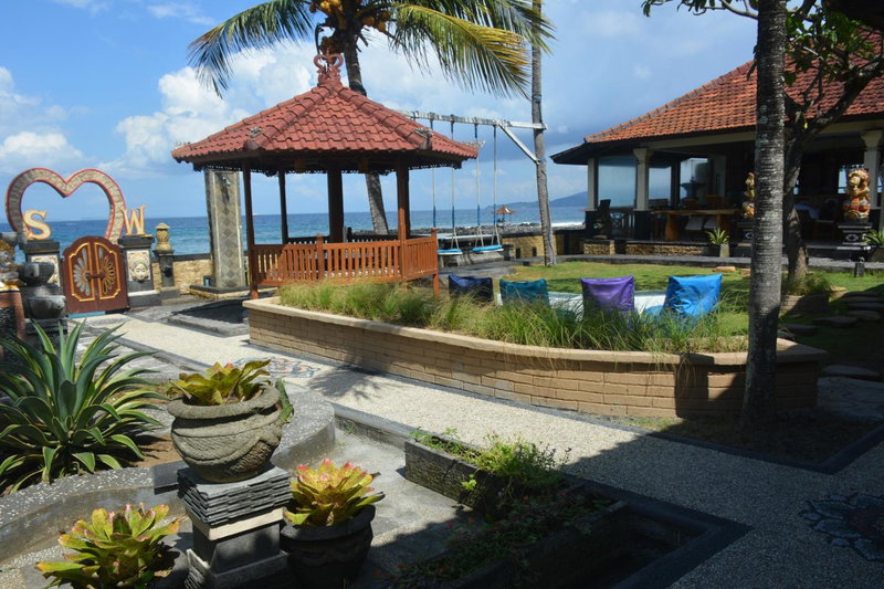 Segara Wangi Beach Cottages, Candidasa, Indonesia