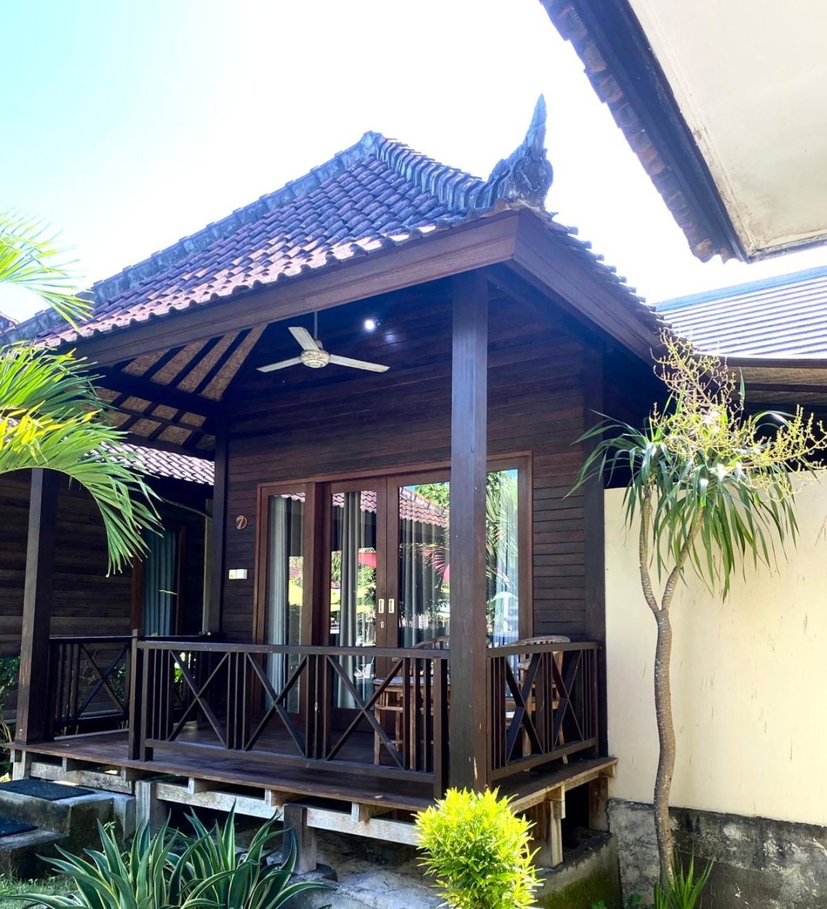 Damara Lembongan, Indonésie