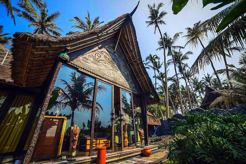 Absolute Beachfront Romantic Villa Laut, Tabanan, Indonesia