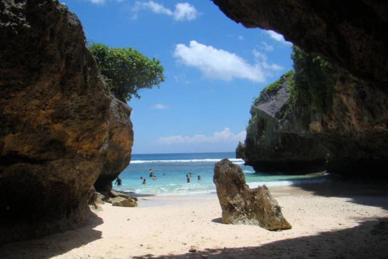 Indahwatu, Uluwatu, Indonesia