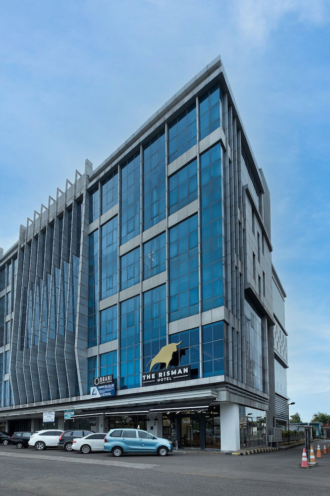 Hotel · The Risman Hotel, Tangerang