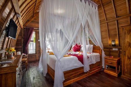 Santen Beach Bungalows, Nusa Penida, Indonesia