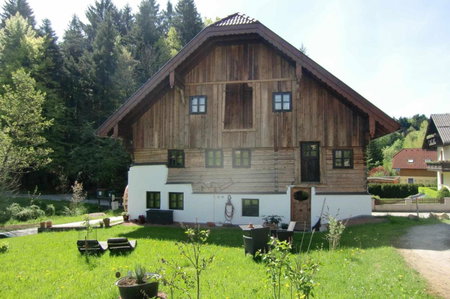 Heuholzmühle Privatzimmer, Elixhausen, Austria