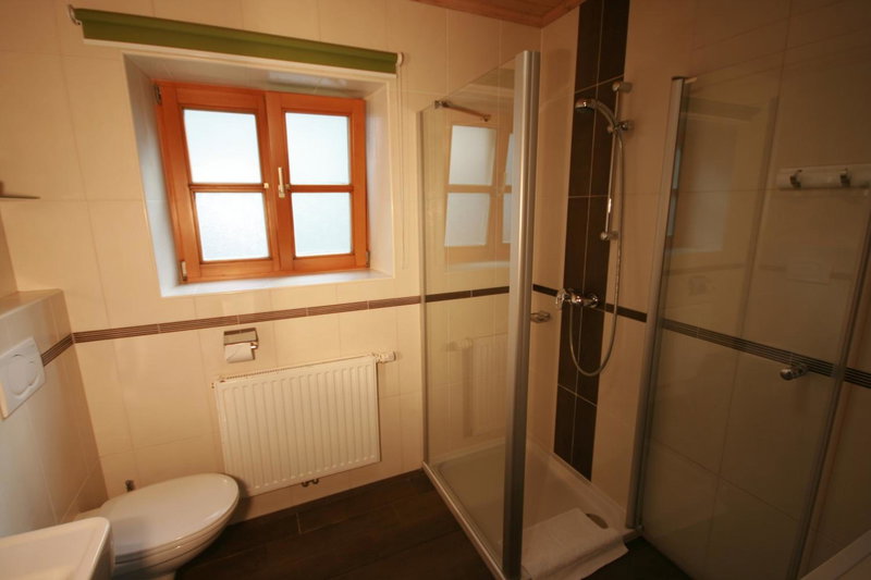 Familienappartements Eder - Free entry to Tauern SPA Kaprun included, Kaprun, Austria