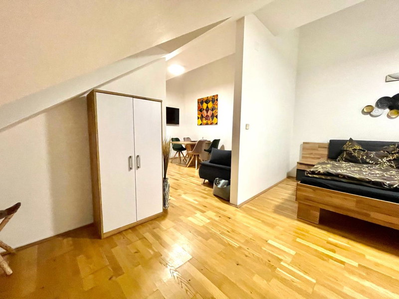 Klimatisiertes, Ruhiges Dachgeschoß CityApartment im Zentrum Wiens, Vienna, Austria