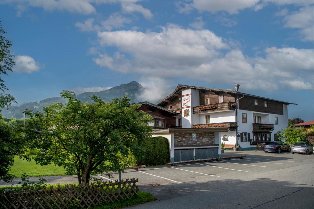 Familienhotel Central, Austria