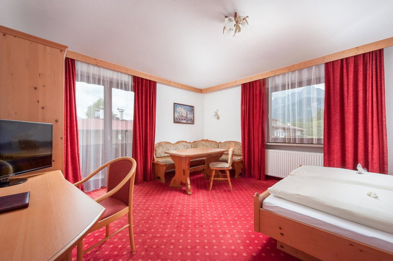 Familienhotel Central, Sankt Johann in Tirol, Austria