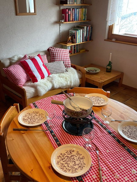 Gemütliche Wohnung mit Traumaussicht!, Albinen, Switzerland