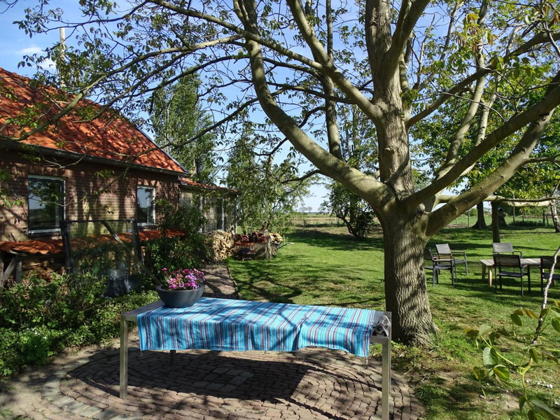 Roer, huisje aan de Maas, Maren-Kessel, The Netherlands
