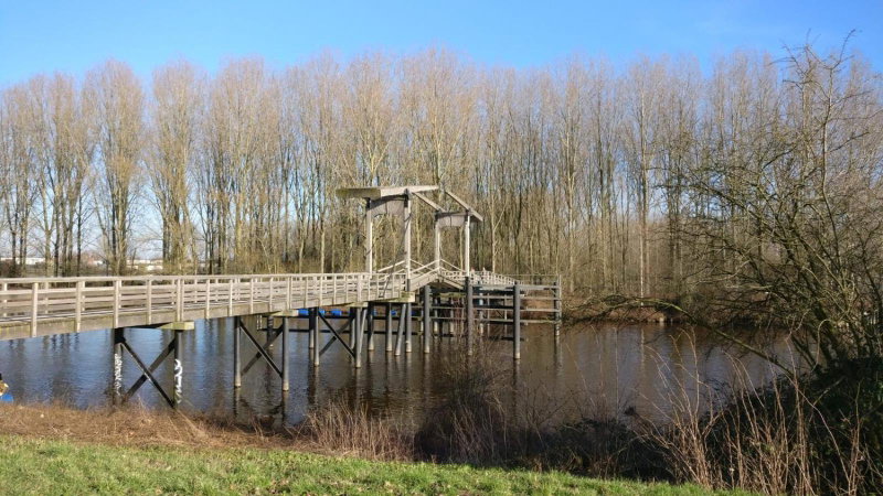 Roer, huisje aan de Maas, Maren-Kessel, The Netherlands