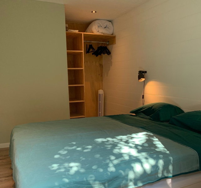 Tinyhouse Scheveningen beach FREE gated parking, Scheveningen, The Netherlands