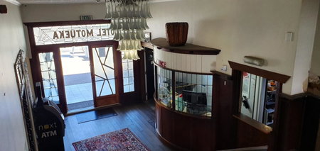 Hotel Motueka - Some weekends may have loud Live Music playing, Motueka, New Zealand