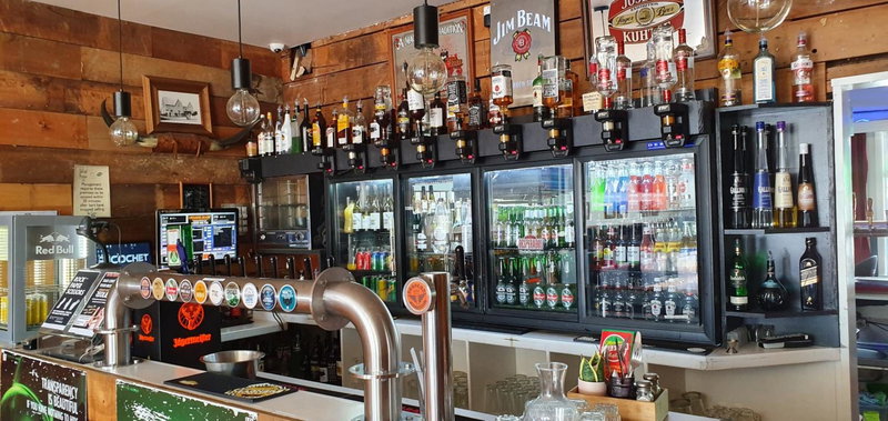 Hotel Motueka - Some weekends may have loud Live Music playing, Motueka, New Zealand