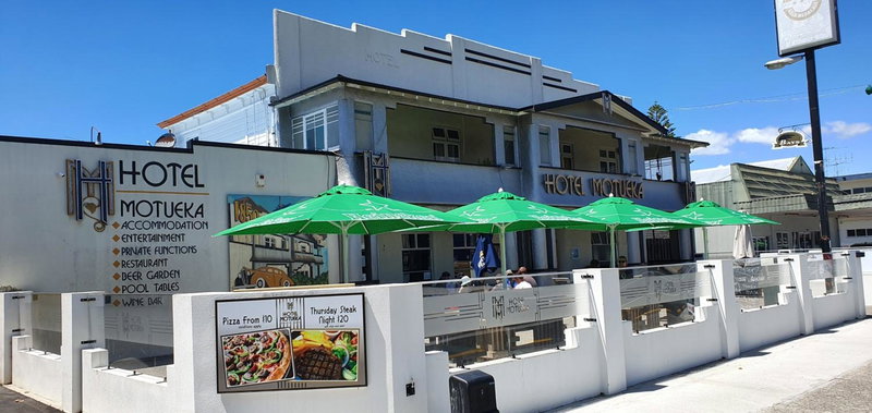 Hotel Motueka - Some weekends may have loud Live Music playing, Motueka, New Zealand