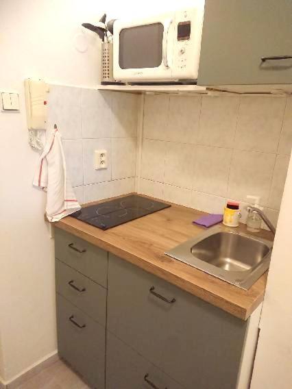 Cozy studio in the heart of old Prague near the Charles Bridge, Prague, Czechia