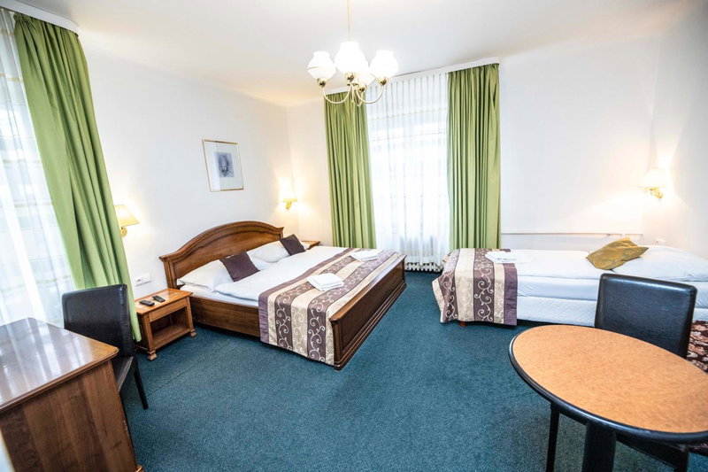 Hotel Grand, Řevnice, Czechia