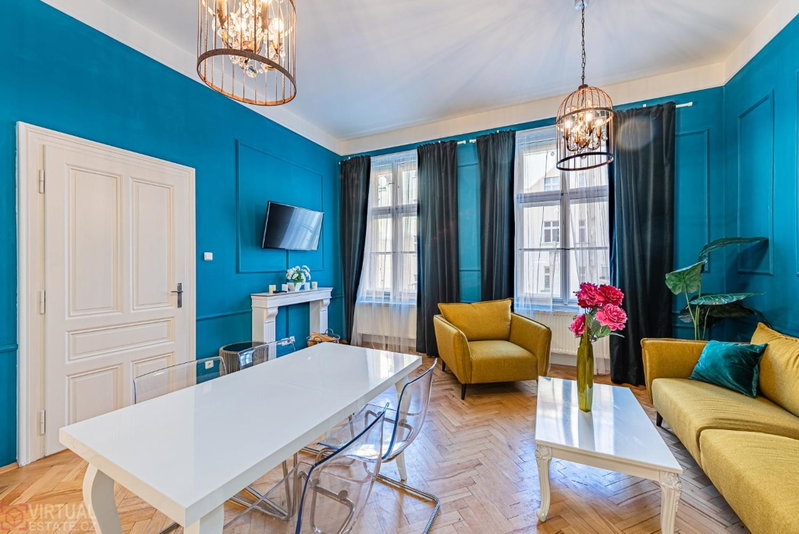 Colorful Wenceslas square apartment, Prague, Czechia