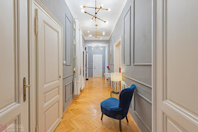 Colorful Wenceslas square apartment, Prague, Czechia