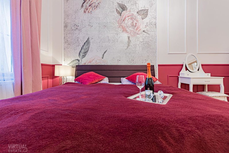 Colorful Wenceslas square apartment, Prague, Czechia