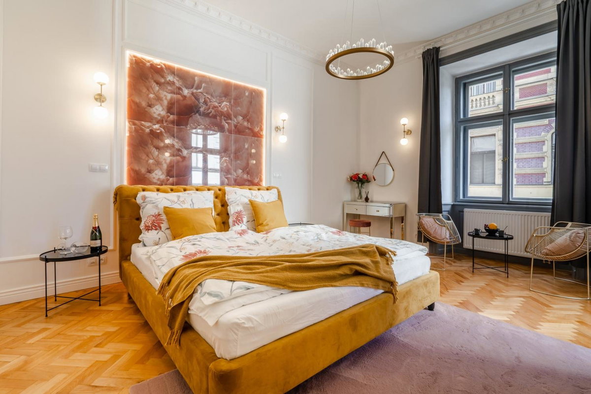 Hotel · Emperor Castle View Suite, Prague