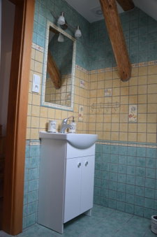 Nocleharna na stodole, Žďárky, Czechia