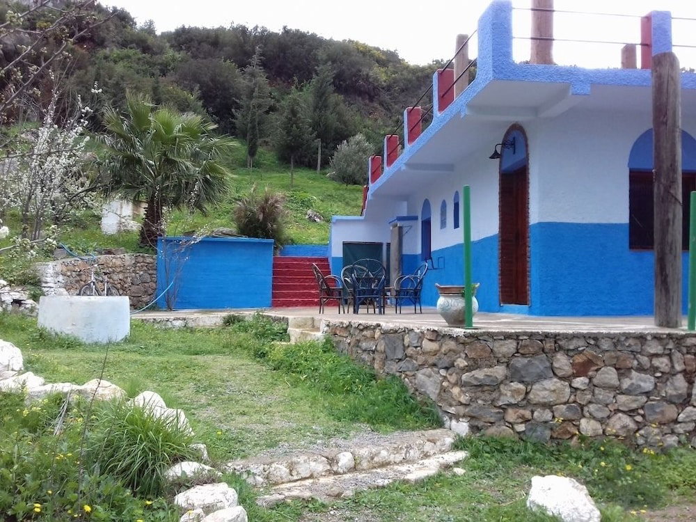 Hotel · Caiat Refuge, Al Oued