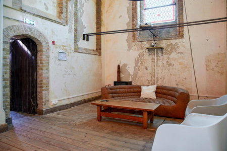 Sleeping in a Church - Bed & Bar Tolomeus, Diksmuide, Belgium