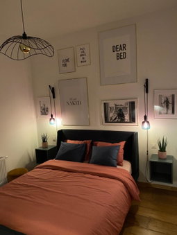 Cozy apt w/ king bed great for discovering Liege, Liège, Belgium