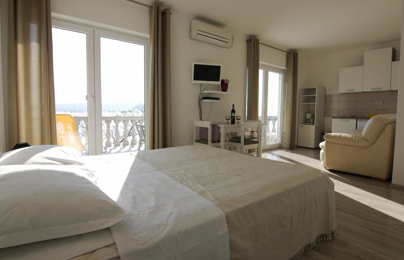 Apartments Tomas, Senj, Croatia