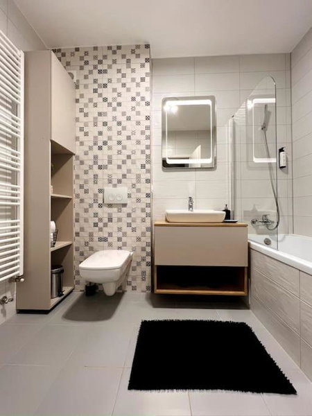 Skylark - Singapore Penthouse with Jacuzzi & Panoramic View, Braşov, Romania