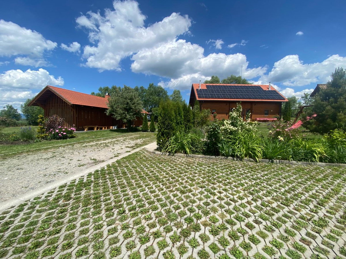 Hotel · Nimfa Apartments, Păuleni-Ciuc