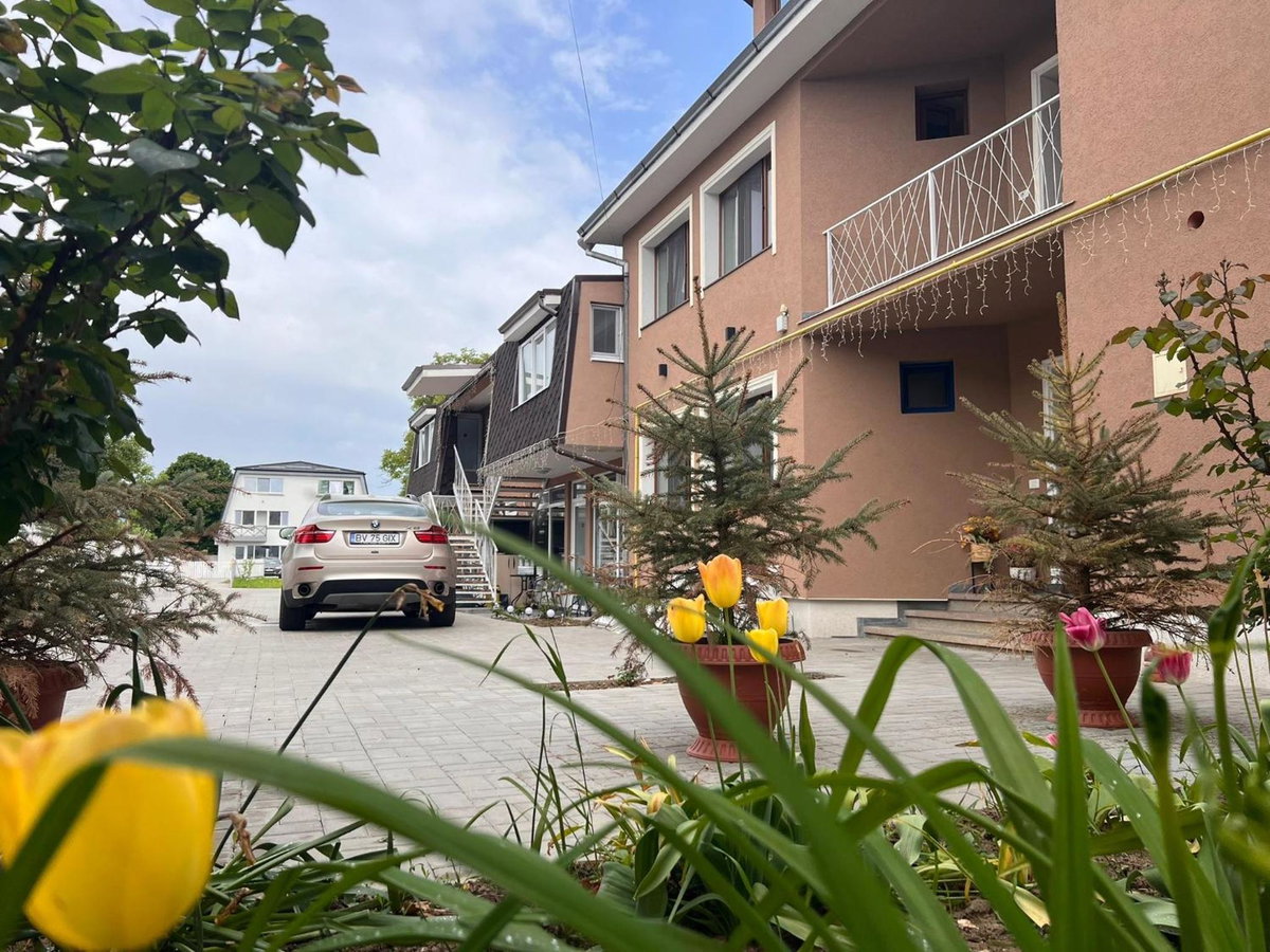 Hotel · Premont Studios Ghimbav, Ghimbav