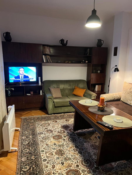 Practico, cómodo y céntrico., Gabrovo, Bulgaria
