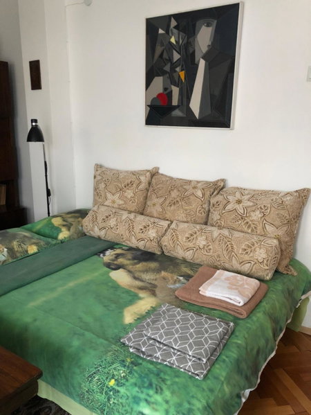 Practico, cómodo y céntrico., Gabrovo, Bulgaria