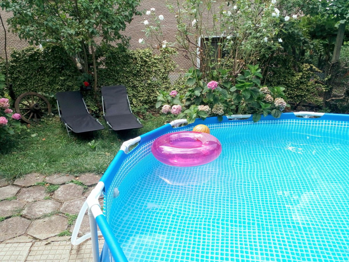 Hotel · Guest House Emiliya, Ovchartsi