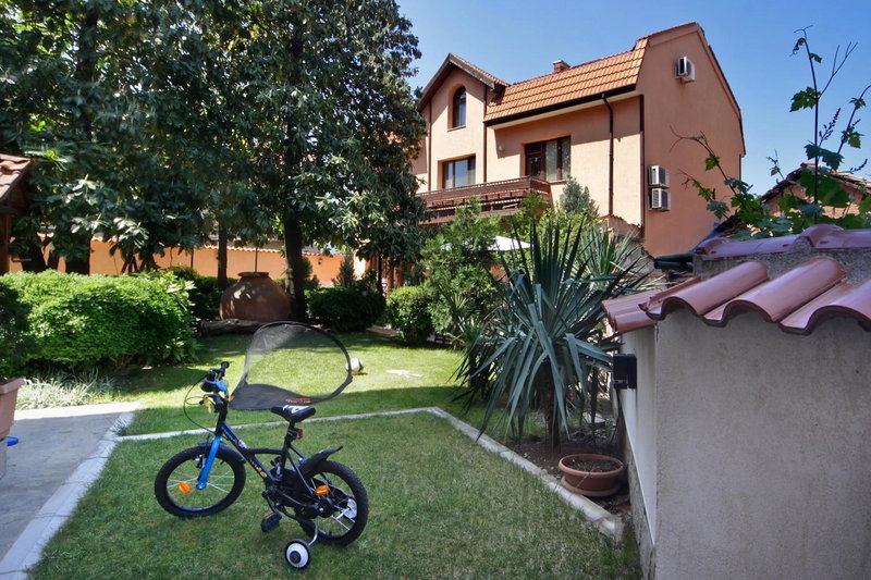 Anita House, Perushtitsa, Bulgaria