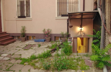 Top Center Detached Apartment Studio, Sofia, Bulgaria