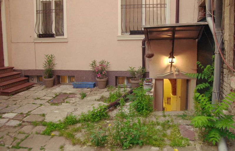 Top Center Detached Apartment Studio, Sofia, Bulgaria