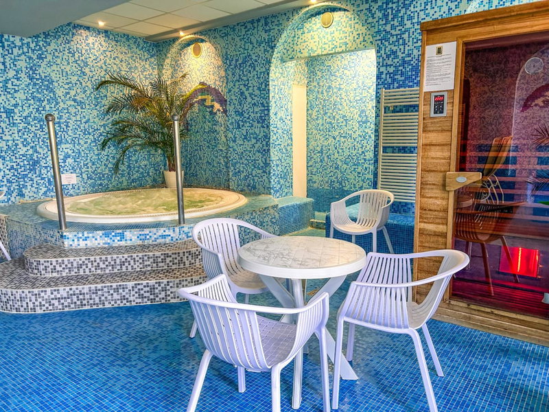Kikelet Club Hotel, Miskolctapolca, Hungary