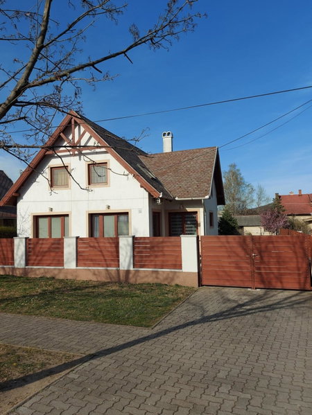 Aranykagyló Nyaralóház, Badacsonytomaj, Hungary