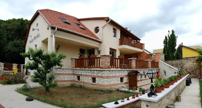 Paulay Borház és Vendégház, Tokaj, Hungary