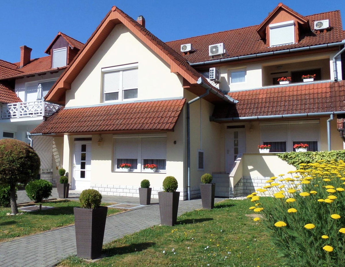 Silent Apartmanház Harkány, Hungary