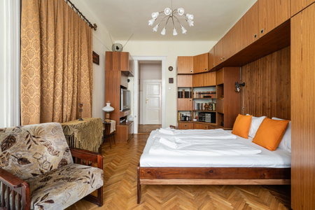 BpR W21 Retro Home with balcony, Budapest, Hungary