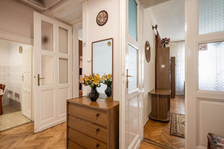 BpR W21 Retro Home with balcony, Budapest, Hungary