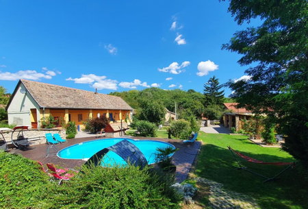 Vakantiehuis Casa Mama met prive zwembad, Monyoród, Hungary