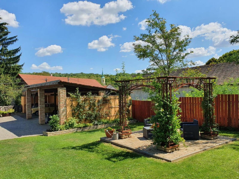 Vakantiehuis Casa Mama met prive zwembad, Monyoród, Hungary