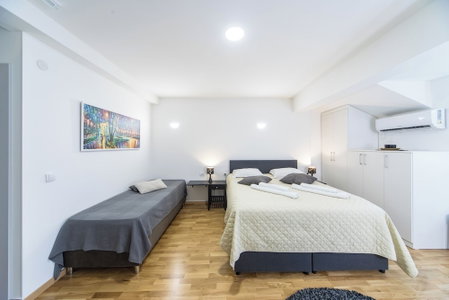 F Apartmani Kragujevac - Luxuary Business Suites, Kragujevac, Serbia