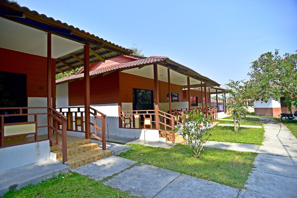 Vikri Beach Resort, Malaysia